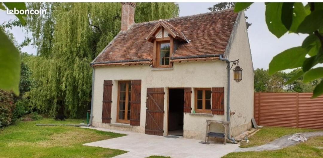 La Petite Maison Dans La Foret Gy-en-Sologne Exterior foto